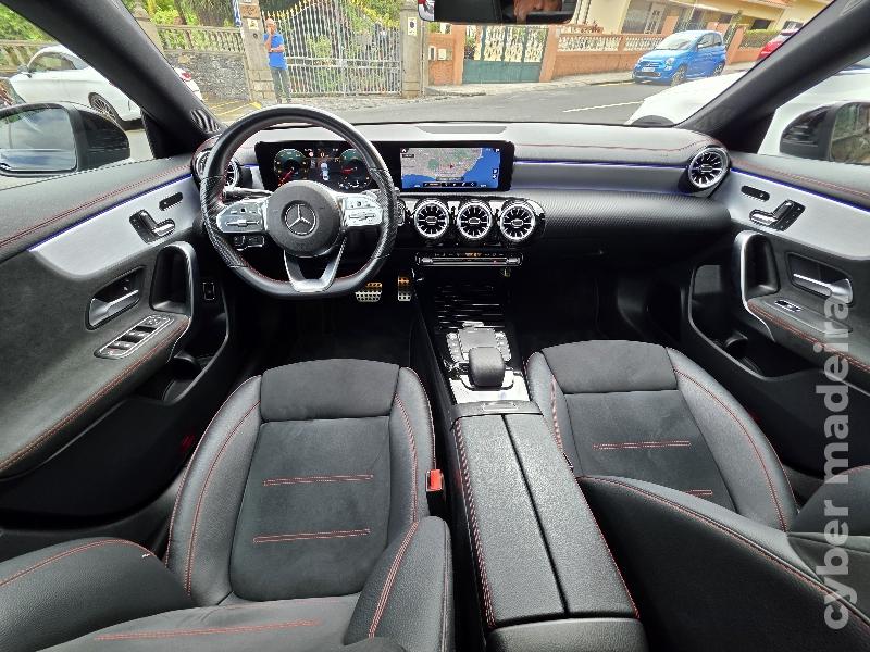 MERCEDES CLA 200d AMG LINE AUTOMÁTICO Gasóleo