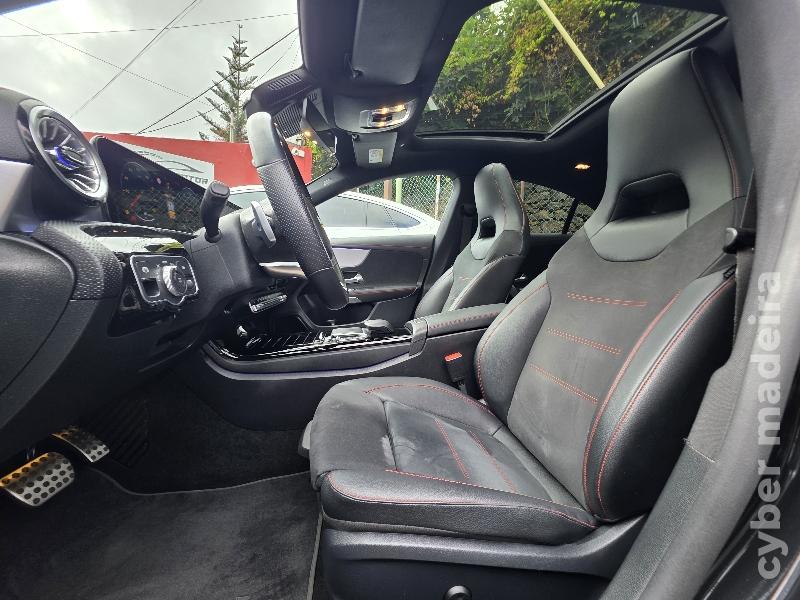 MERCEDES CLA 200d AMG LINE AUTOMÁTICO Gasóleo