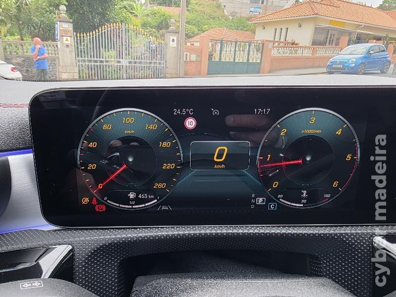 MERCEDES CLA 200d AMG LINE AUTOMÁTICO Gasóleo
