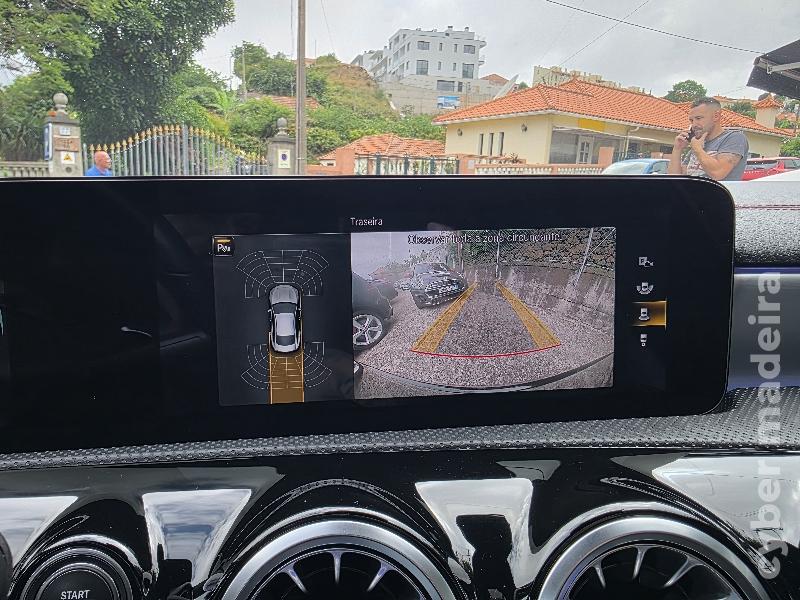 MERCEDES CLA 200d AMG LINE AUTOMÁTICO Gasóleo