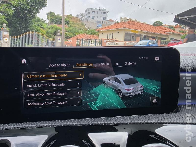 MERCEDES CLA 200d AMG LINE AUTOMÁTICO Gasóleo