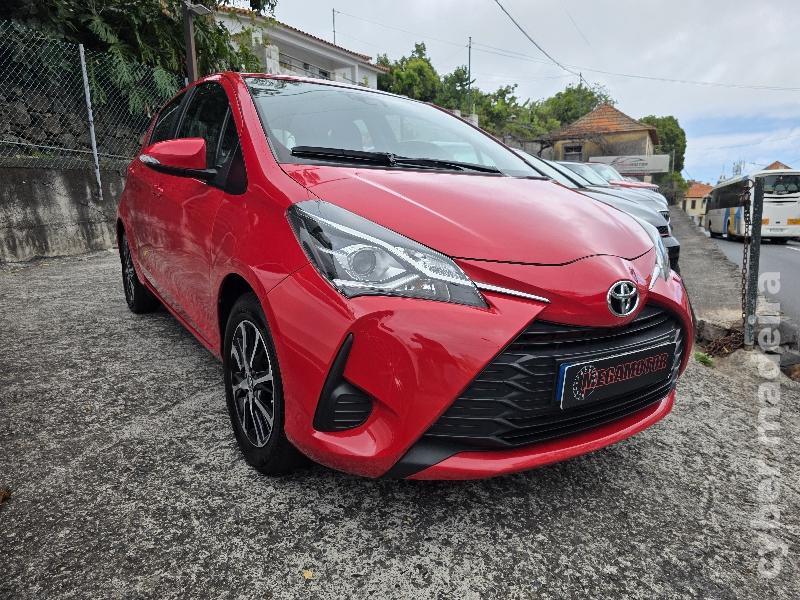 TOYOTA YARIS 1.0 VVT-I COMFORT 72cv Gasolina