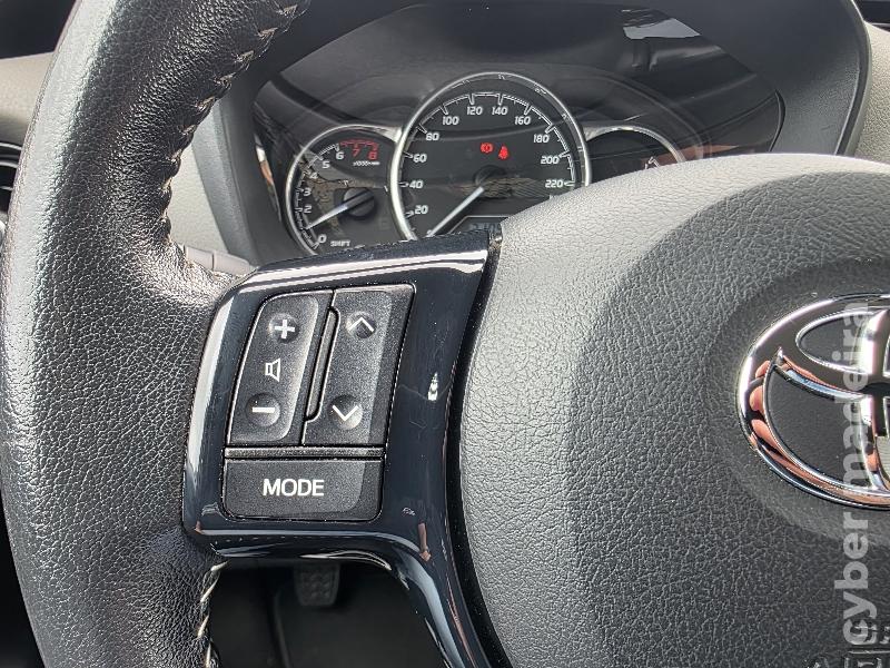 TOYOTA YARIS 1.0 VVT-I COMFORT 72cv Gasolina