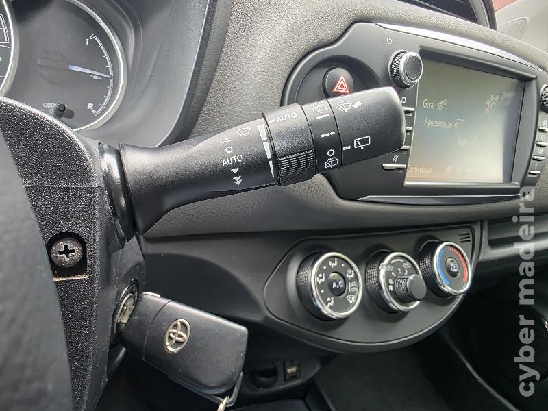 TOYOTA YARIS 1.0 VVT-I COMFORT 72cv Gasolina
