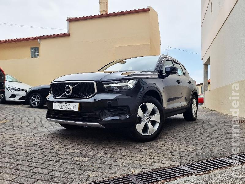 VOLVO XC 40 2.0 D3 Momentum Plus 150cv Gasóleo