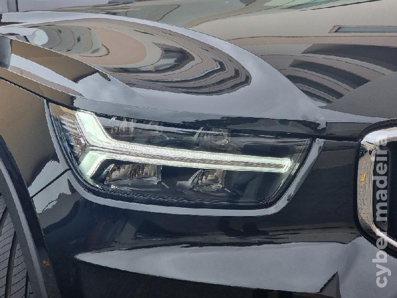 VOLVO XC 40 2.0 D3 Momentum Plus 150cv Gasóleo