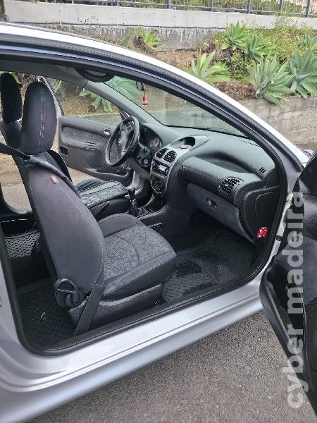 PEUGEOT 206 1.4 Gasolina