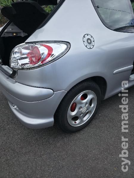 PEUGEOT 206 1.4 Gasolina
