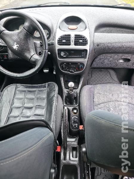 PEUGEOT 206 1.4 Gasolina