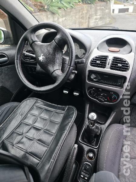 PEUGEOT 206 1.4 Gasolina