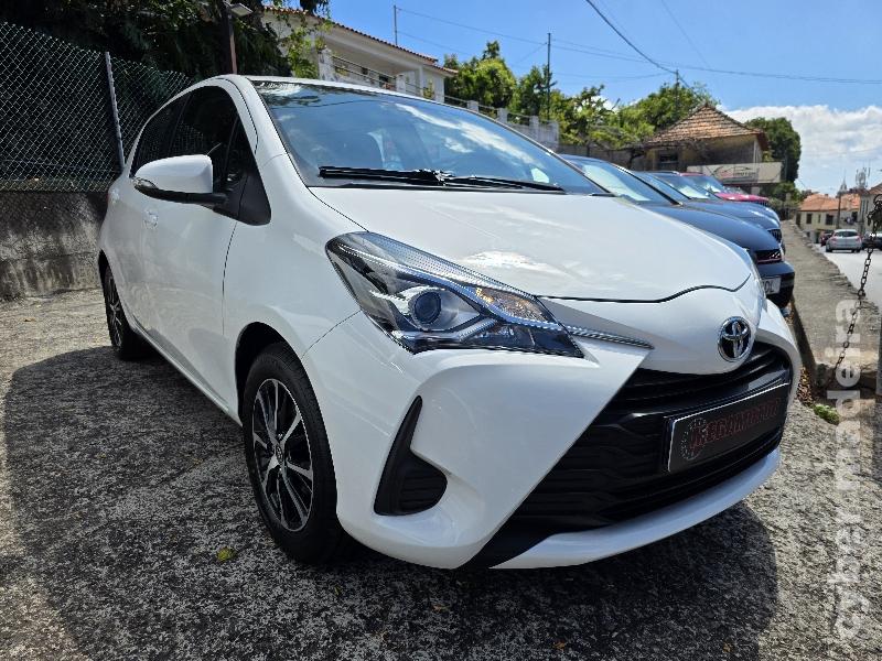 TOYOTA YARIS 1.0 VVT-I COMFORT 72CV Gasolina