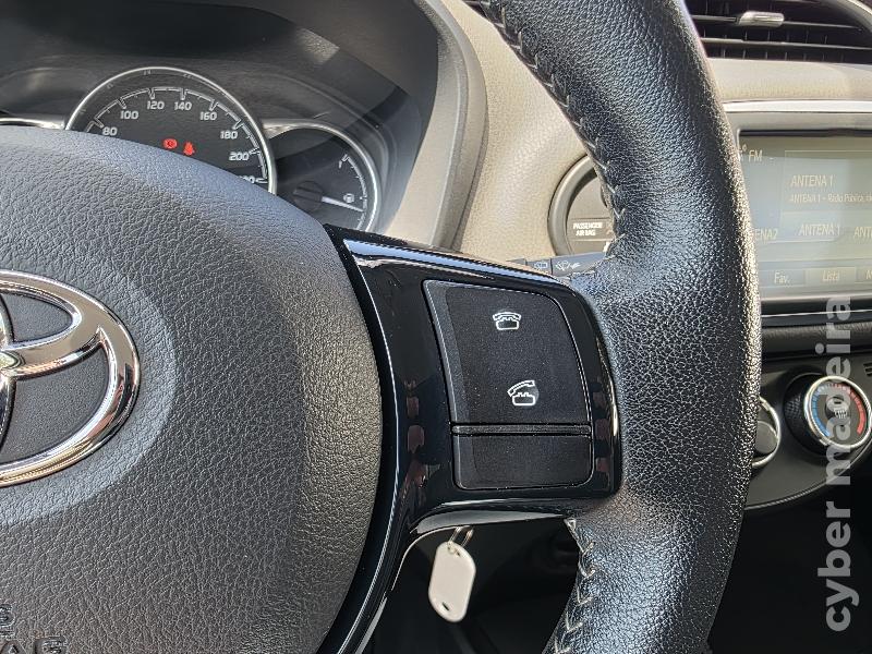 TOYOTA YARIS 1.0 VVT-I COMFORT 72CV Gasolina