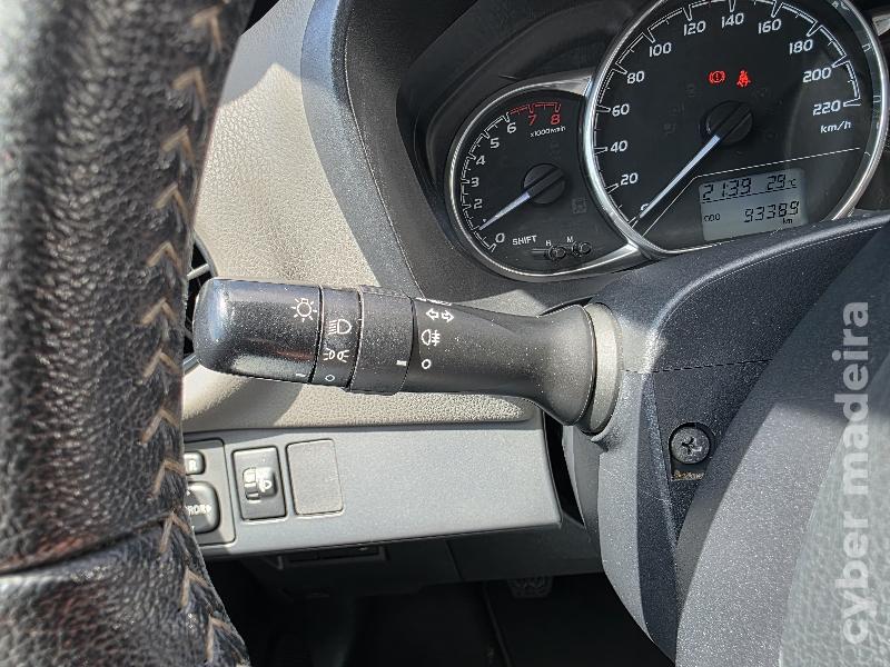TOYOTA YARIS 1.0 VVT-I COMFORT 72CV Gasolina