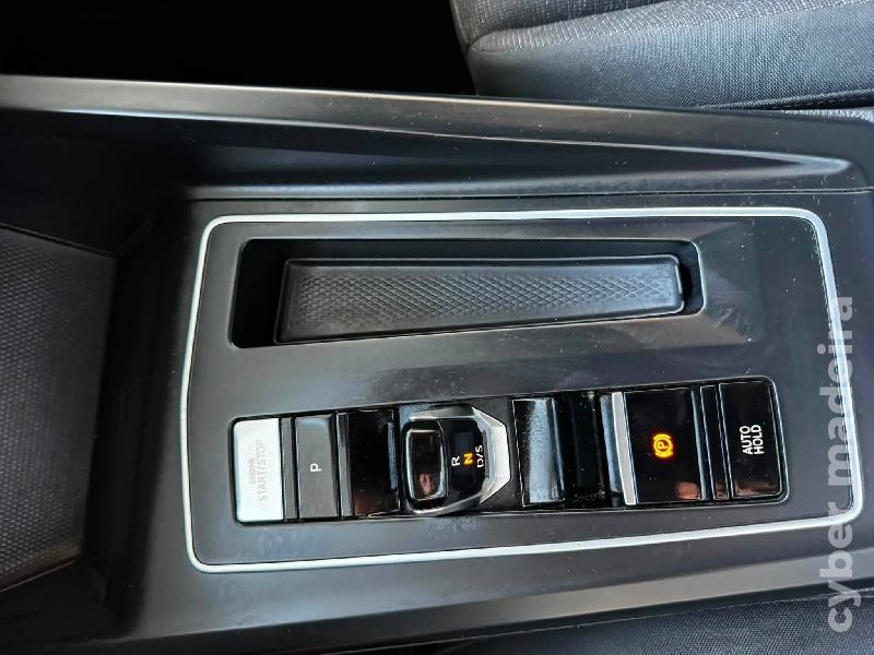 VOLKSWAGEN GOLF 8 Tdi Gasóleo