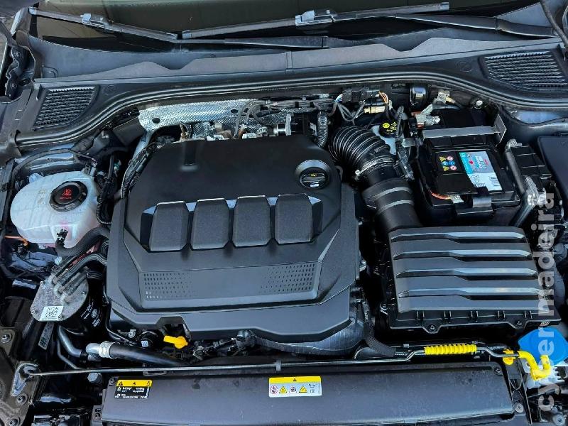 VOLKSWAGEN GOLF 8 Tdi Gasóleo