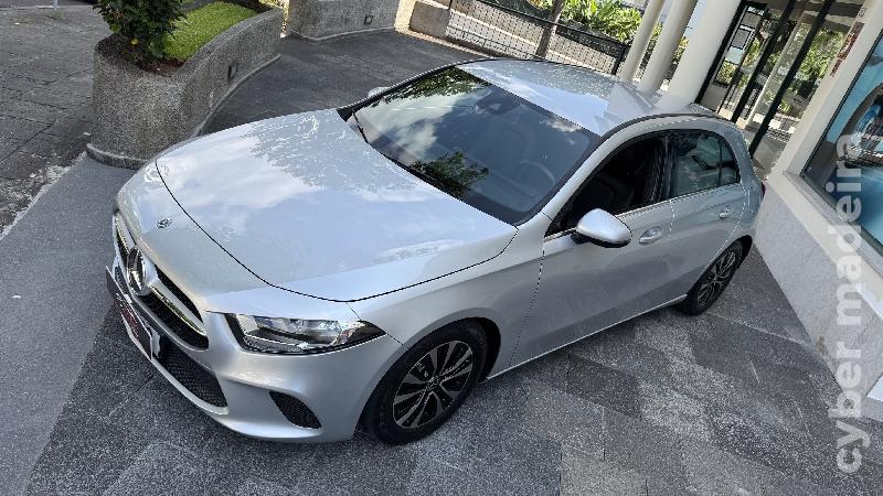 MERCEDES A 180 D PROGRESSIVE AUTOMÁTICO Gasóleo