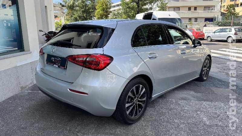 MERCEDES A 180 D PROGRESSIVE AUTOMÁTICO Gasóleo
