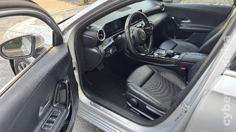 MERCEDES A 180 D PROGRESSIVE AUTOMÁTICO Gasóleo