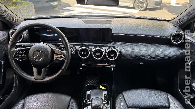 MERCEDES A 180 D PROGRESSIVE AUTOMÁTICO Gasóleo