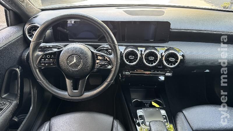 MERCEDES A 180 D PROGRESSIVE AUTOMÁTICO Gasóleo