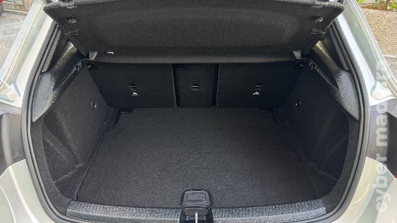MERCEDES A 180 D PROGRESSIVE AUTOMÁTICO Gasóleo