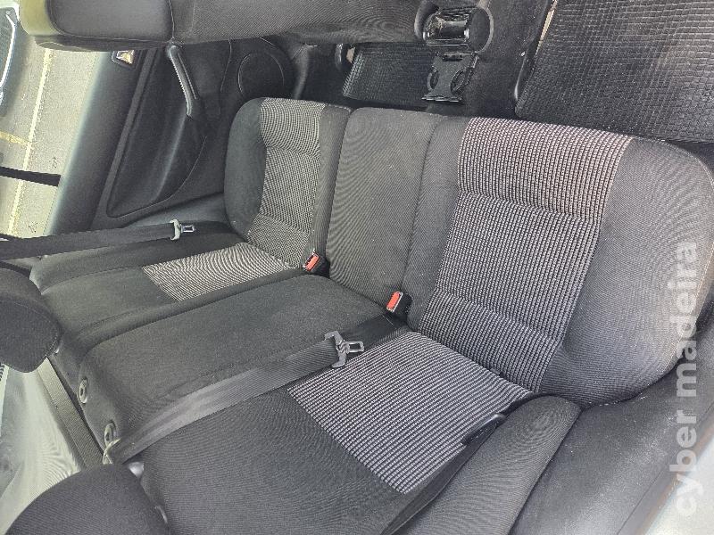 VOLKSWAGEN GOLF 1.9 tdi 115cv Carrinha Gasóleo