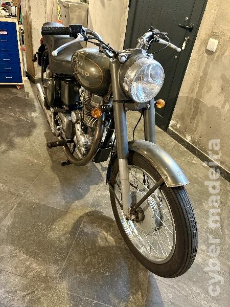 Triumph Royal Enfield Bullet 500 (1992) 500 cc Chopper, cruiser
