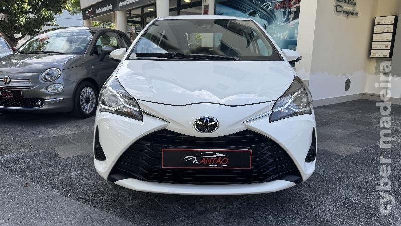TOYOTA YARIS 1.0 VVT-I COMFORT Gasolina