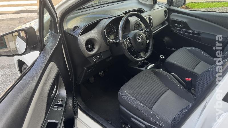 TOYOTA YARIS 1.0 VVT-I COMFORT Gasolina