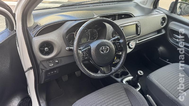TOYOTA YARIS 1.0 VVT-I COMFORT Gasolina