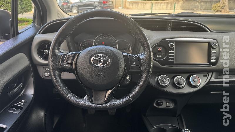 TOYOTA YARIS 1.0 VVT-I COMFORT Gasolina