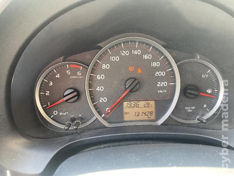 TOYOTA YARIS 1.4 D4D Gasóleo