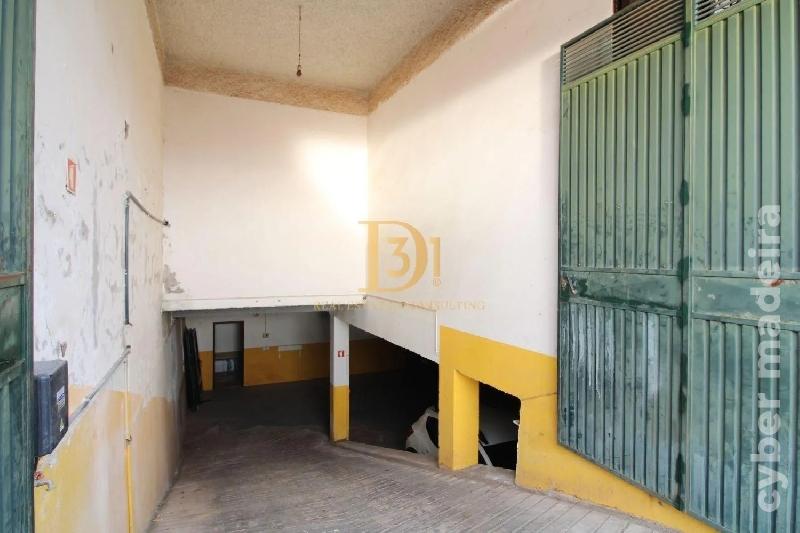 Garagem, estacionamento Outros para Venda