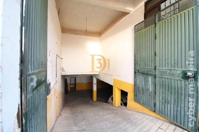 Garagem, estacionamento Outros para Venda