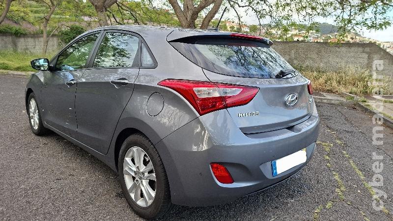 HYUNDAI I30 1.6CRDI Gasóleo