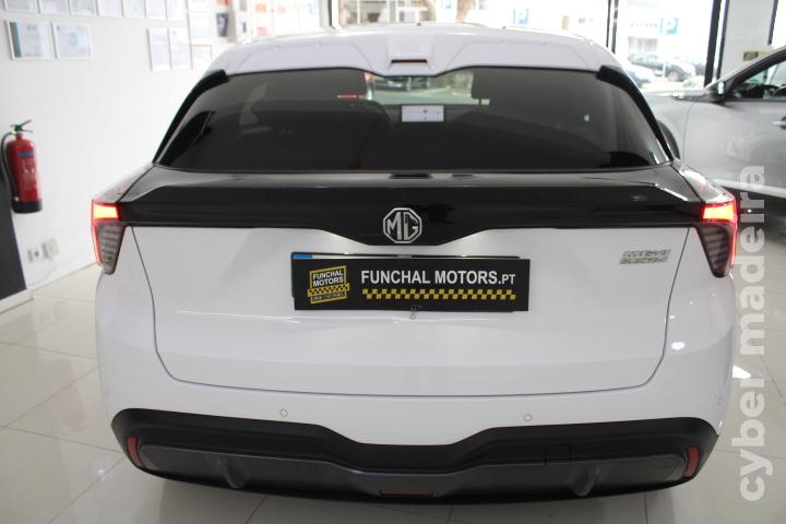 MG ZR MG4 51 kWh Standard Eléctrico