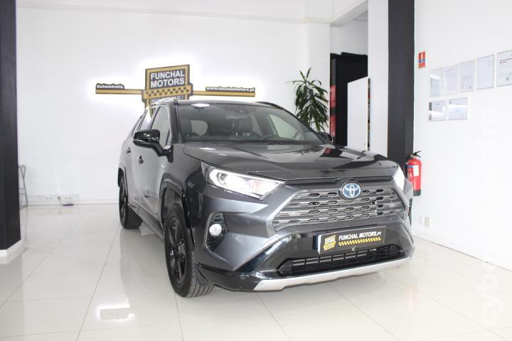 TOYOTA RAV4 2.5 HDF Square Collection Híbrido