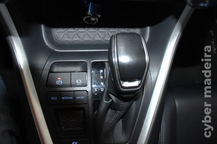 TOYOTA RAV4 2.5 HDF Square Collection Híbrido