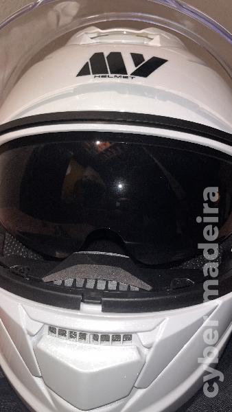 Unik Vendo capacete branco (MY) novo nunca usado (MY) XL
