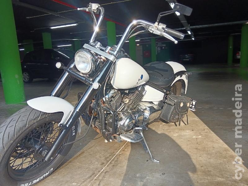 Yamaha Dragstar XVS 650 cc Chopper, cruiser