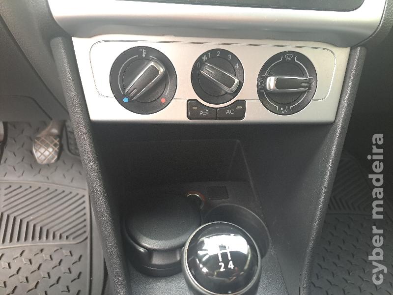 VOLKSWAGEN POLO 1.6 Tdi Gasóleo
