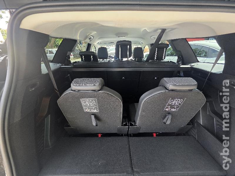PEUGEOT 5008 1.5 BlueHDi ALLURE 7 LUGARES Gasóleo