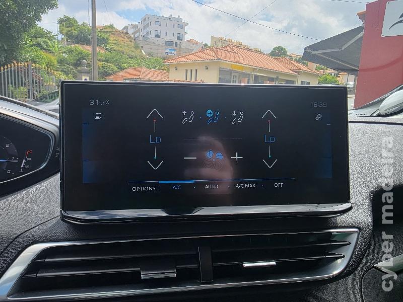 PEUGEOT 5008 1.5 BlueHDi ALLURE 7 LUGARES Gasóleo