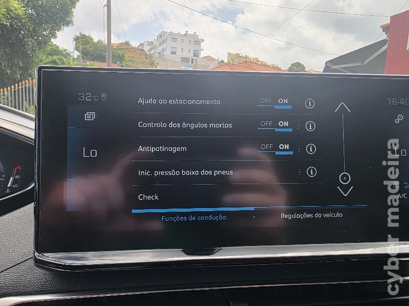 PEUGEOT 5008 1.5 BlueHDi ALLURE 7 LUGARES Gasóleo