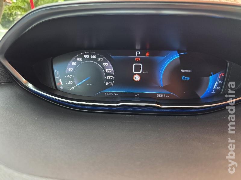PEUGEOT 5008 1.5 BlueHDi ALLURE 7 LUGARES Gasóleo