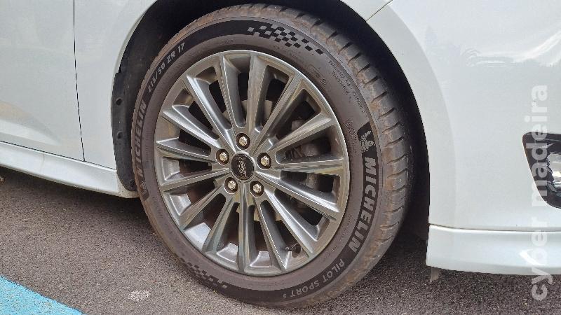 FORD FOCUS ST-line Gasolina