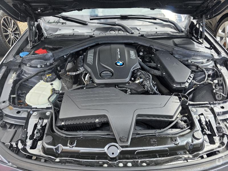 BMW Serie 3 318d TOURING LUXURY LINE AUTOMÁTICO Gasóleo
