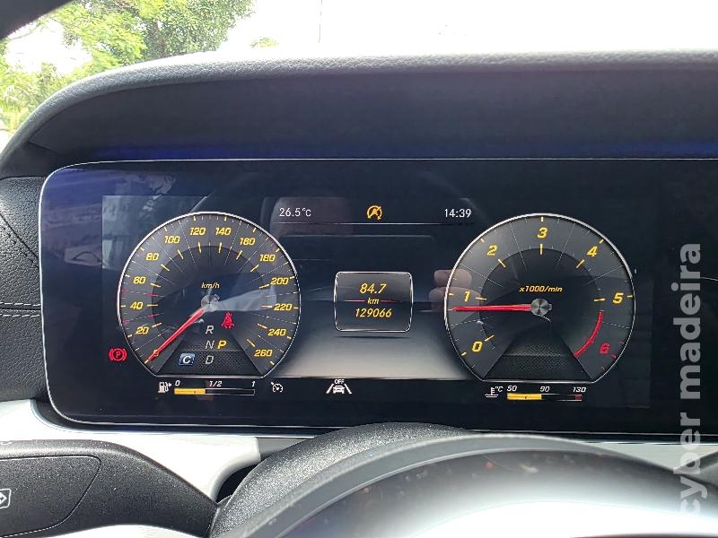 MERCEDES E 220d COUPE AMG LINE AUTOMÁTICO Gasóleo