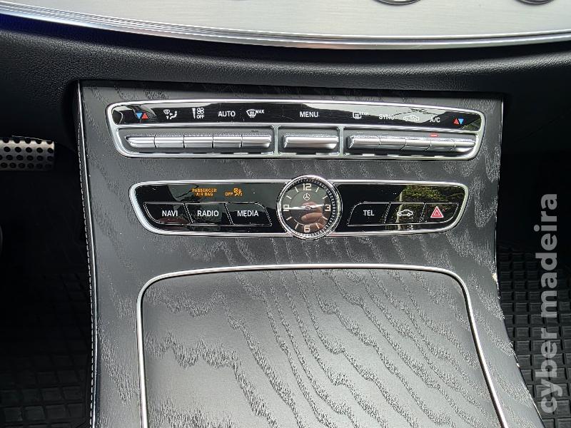 MERCEDES E 220d COUPE AMG LINE AUTOMÁTICO Gasóleo