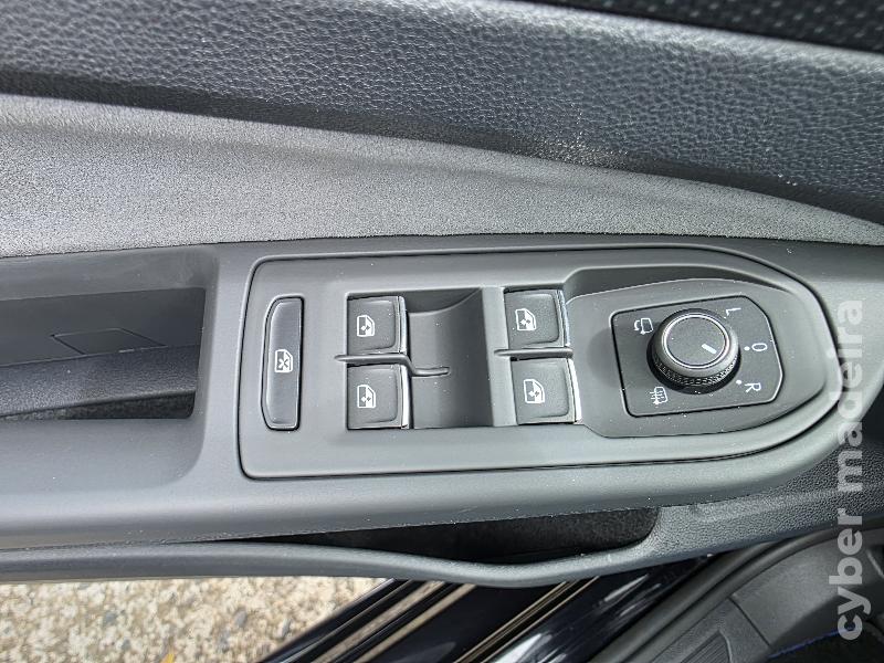 VOLKSWAGEN GOLF R DSG 4MOTION 2.0 TSI AUTOMATICO Gasolina